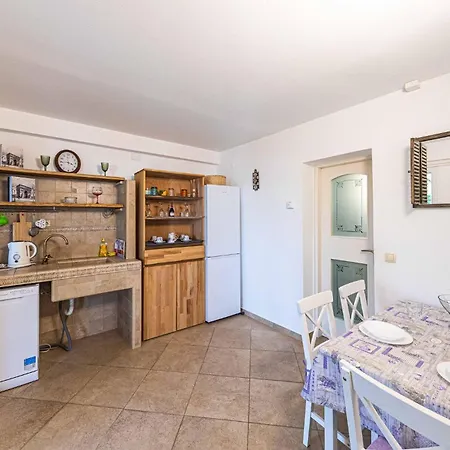 Lovely In Apartman *