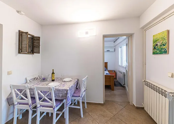 Lovely In Apartament *