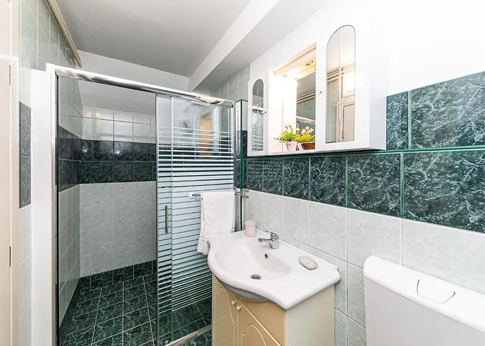 Apartament Lovely In