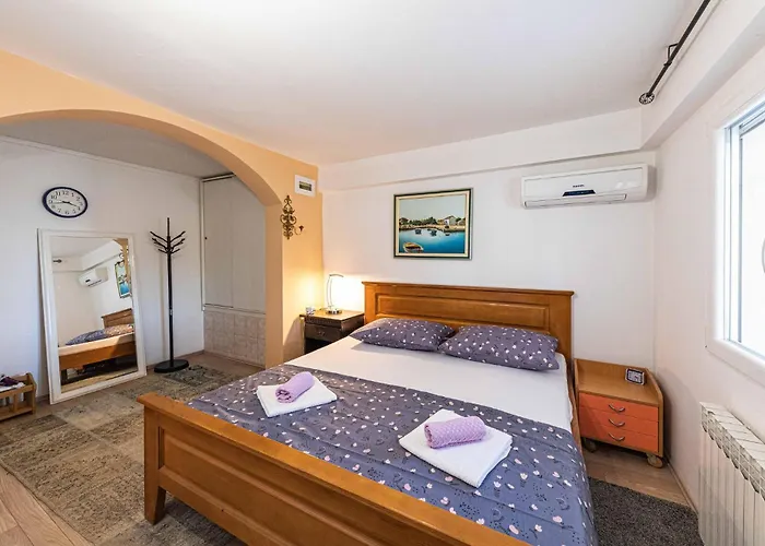 Lovely In Apartament *
